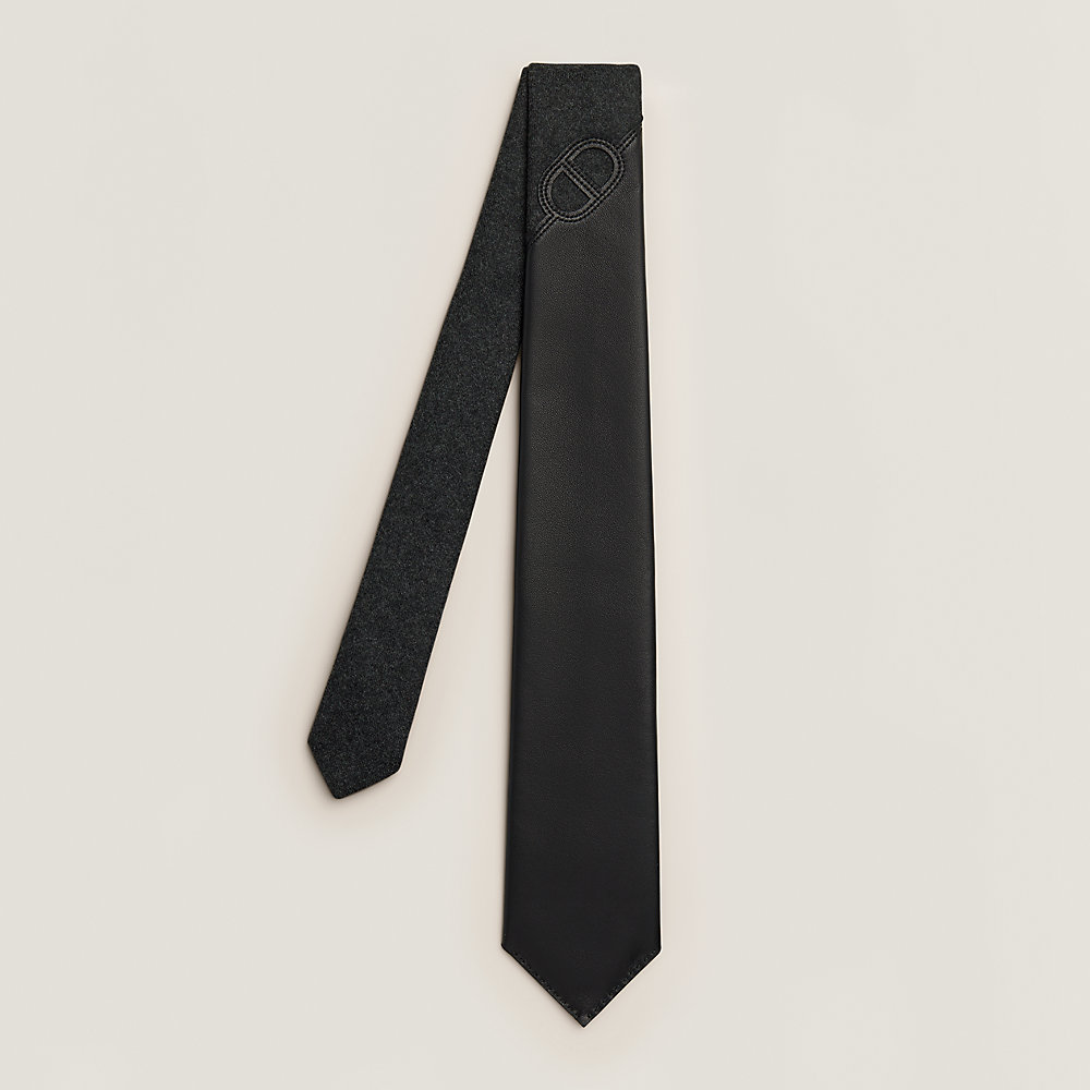 Cuir tie